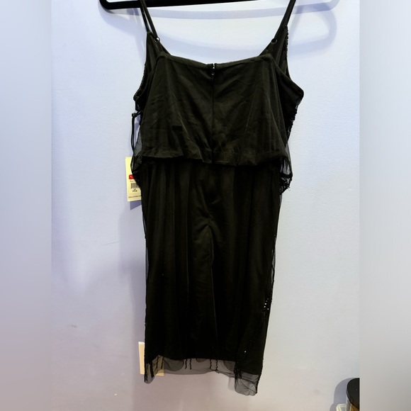 NWT DEX DRESS - Picture 6 of 6